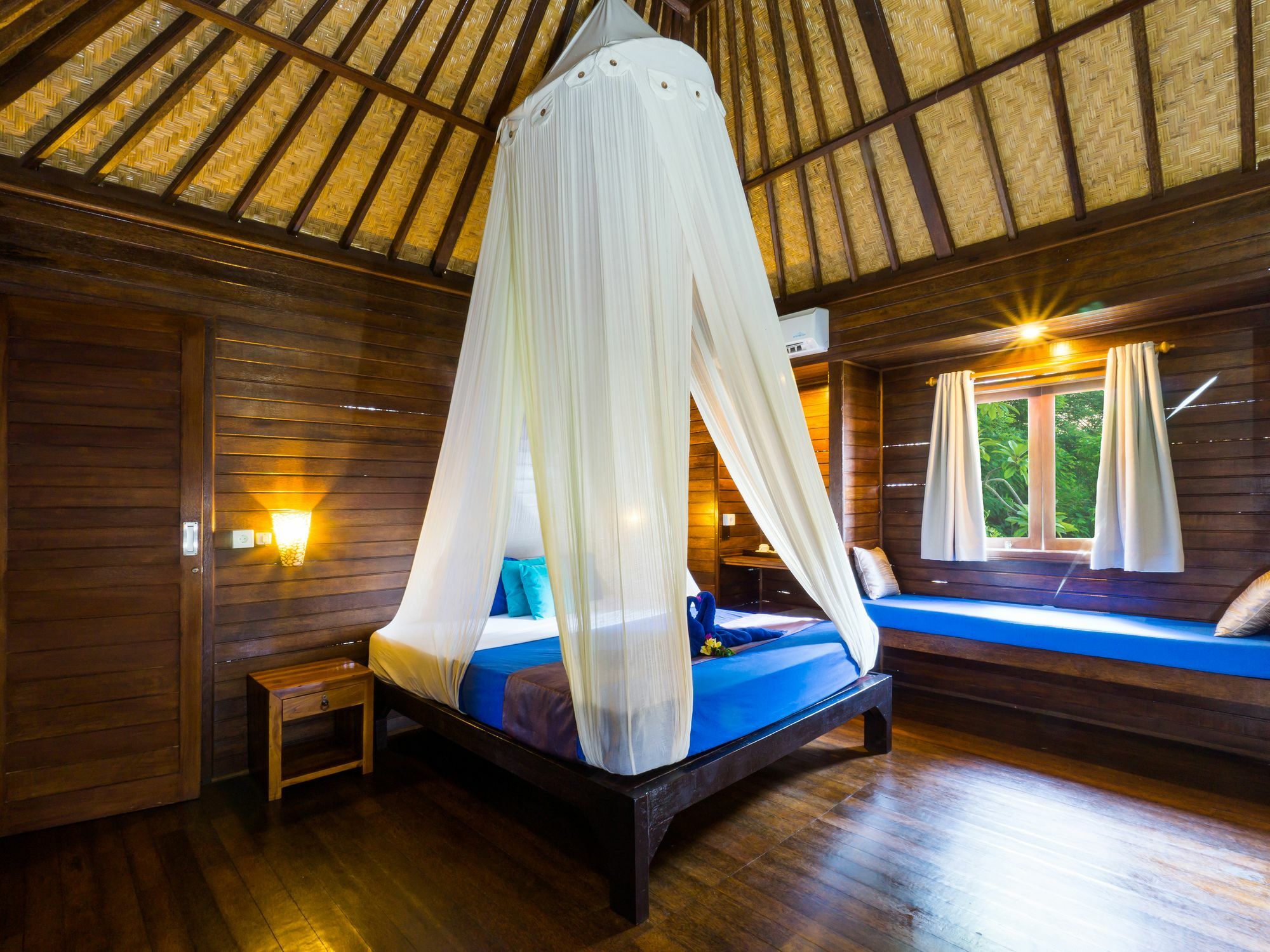 Song Lambung Beach Huts Нуса-Лембонган Экстерьер фото