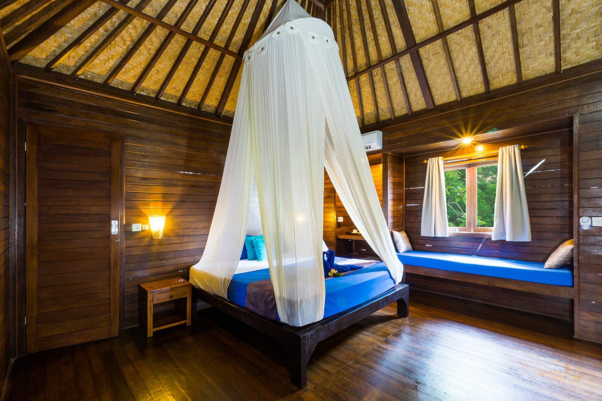 Song Lambung Beach Huts Нуса-Лембонган Экстерьер фото